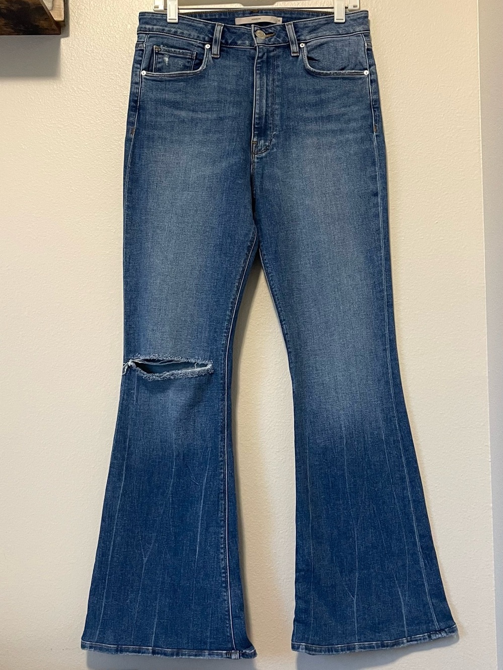 Hudson Holly High Rise Flare Jeans - Distressed Gravity Wash - Size 30
